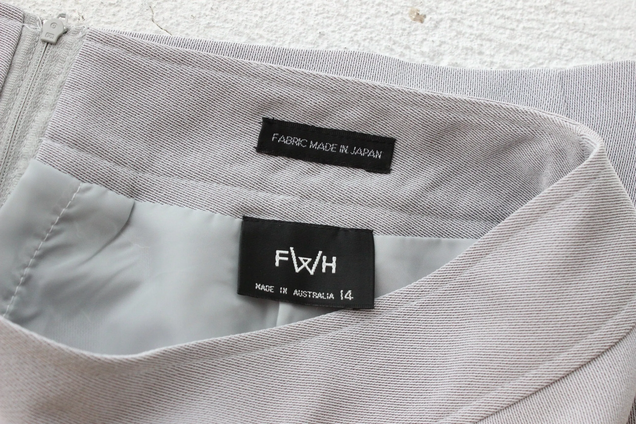90s Minimal Grey Crepe Mini Skirt