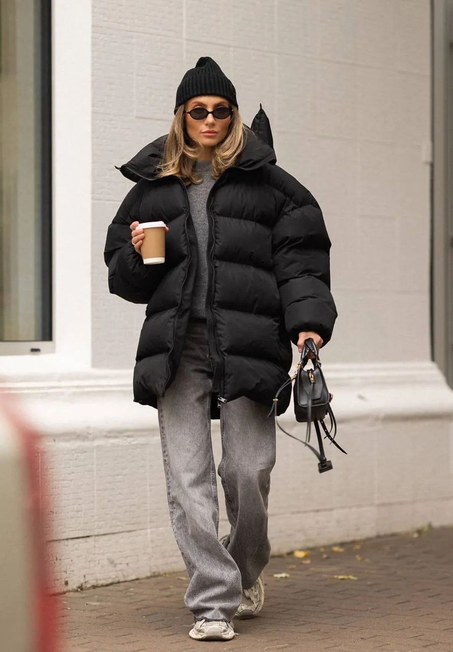 Black oversized down coat “Arden”