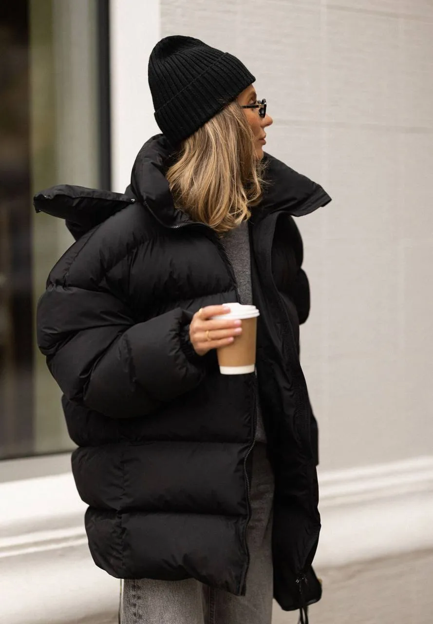 Black oversized down coat “Arden”