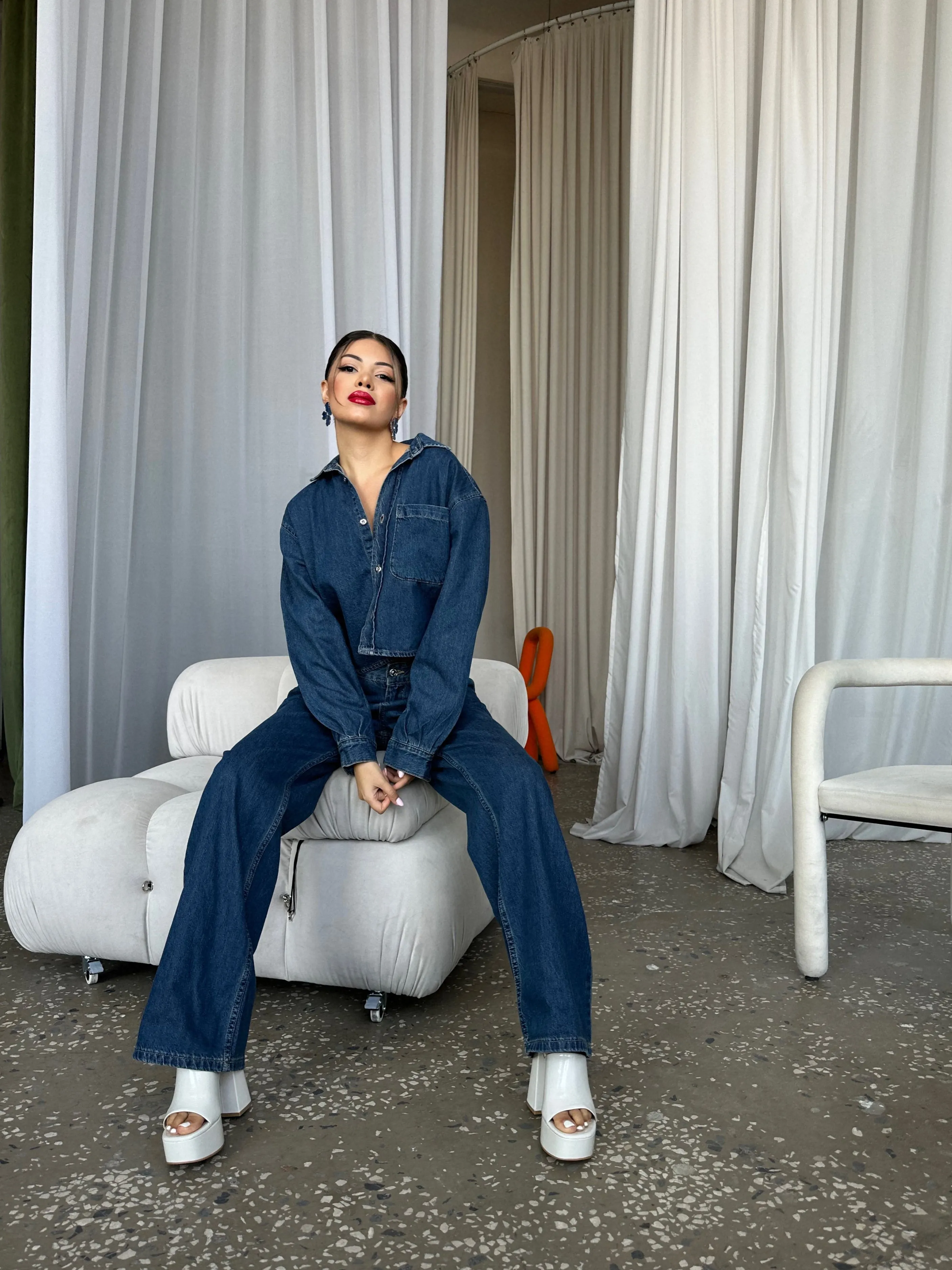 Denim trousers