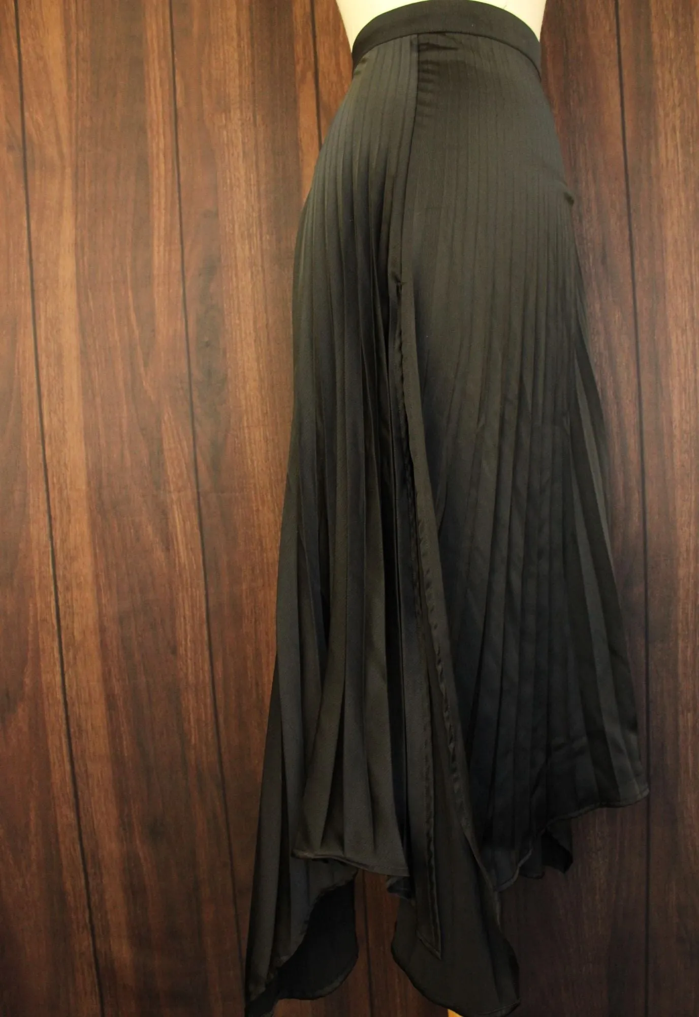 Forever 21 Black Pleated with High Side Slit Skirt