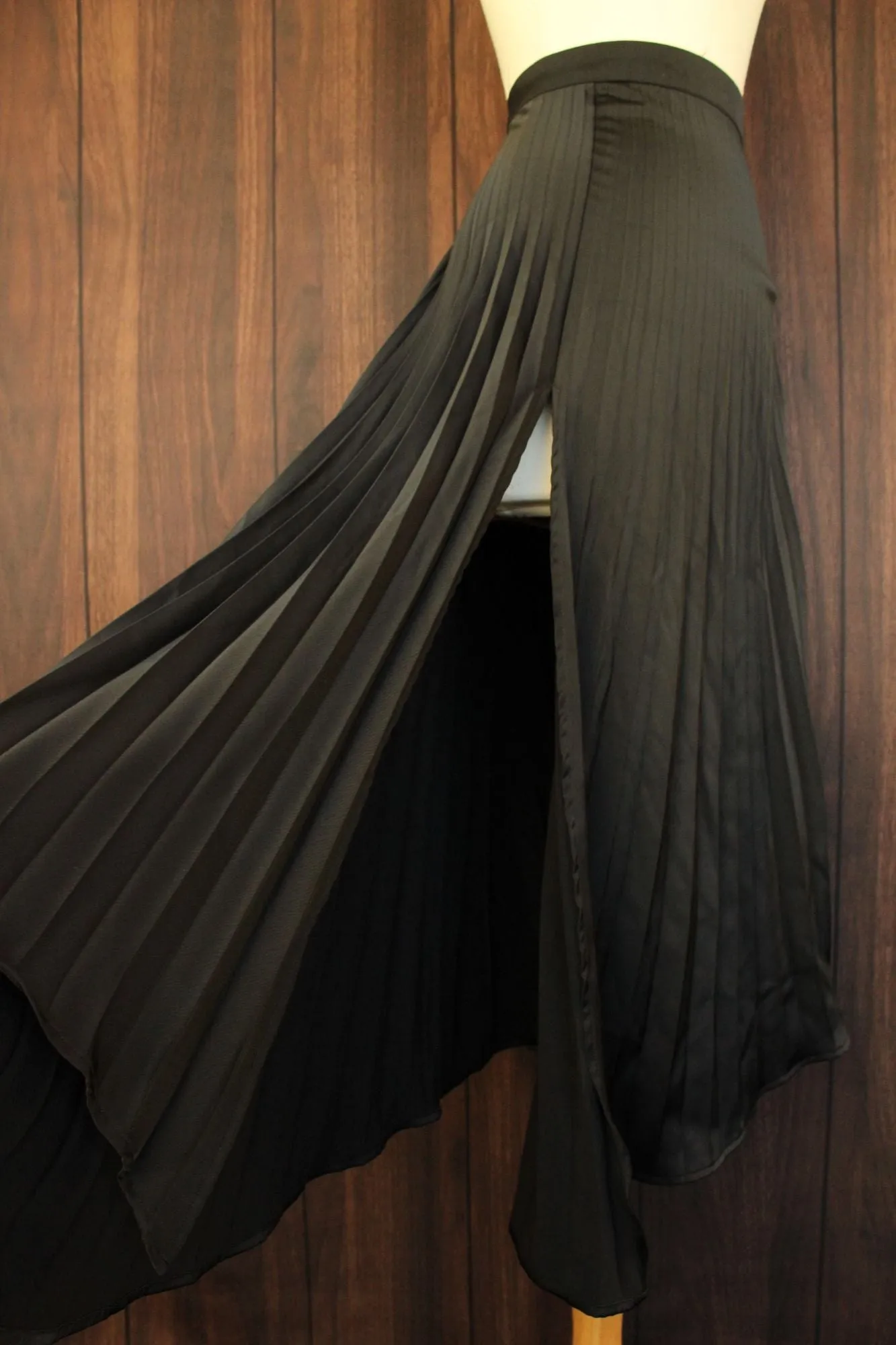 Forever 21 Black Pleated with High Side Slit Skirt
