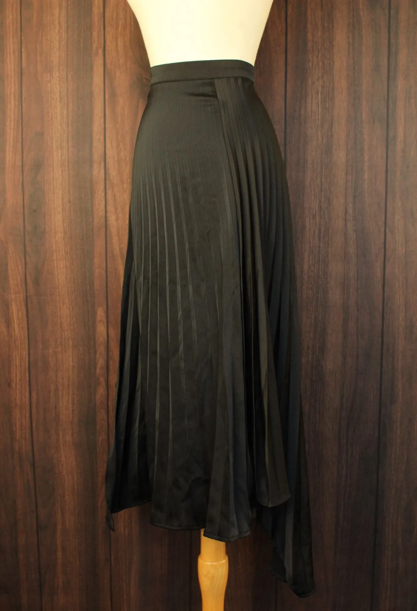Forever 21 Black Pleated with High Side Slit Skirt