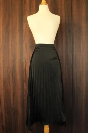 Forever 21 Black Pleated with High Side Slit Skirt