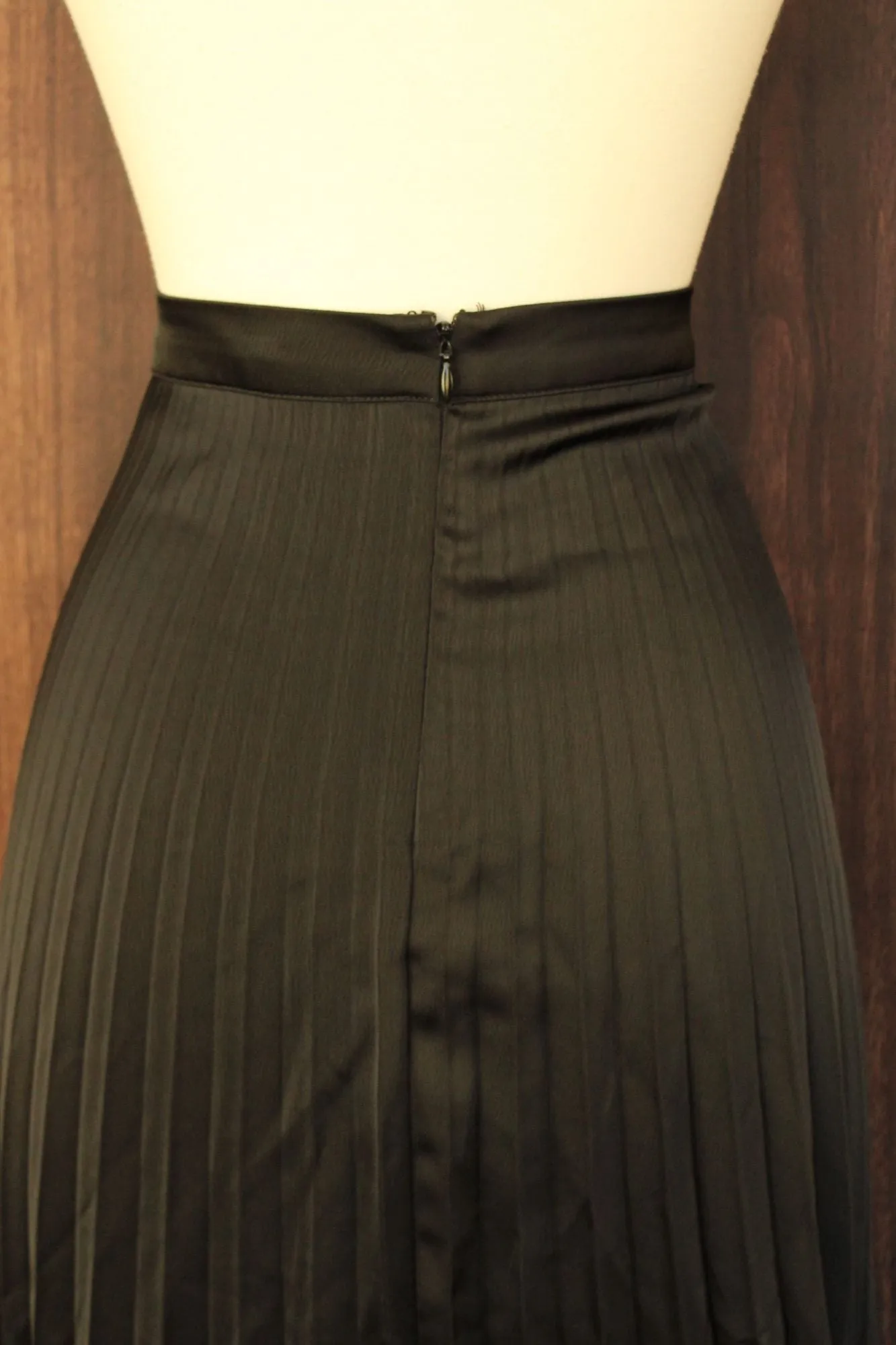 Forever 21 Black Pleated with High Side Slit Skirt