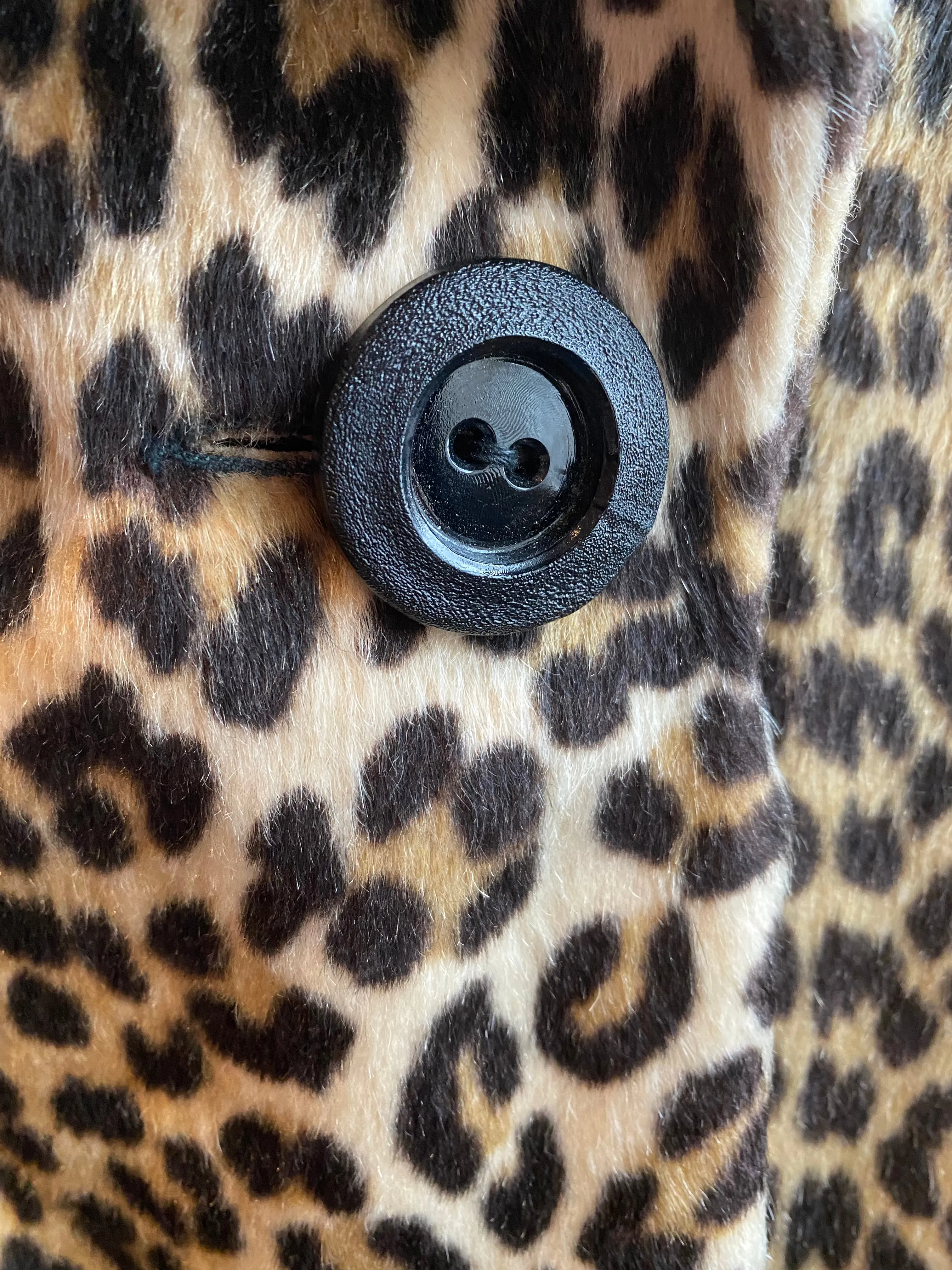 Glamorous 1960's Leopard Print Coat From I Magnin / Medium