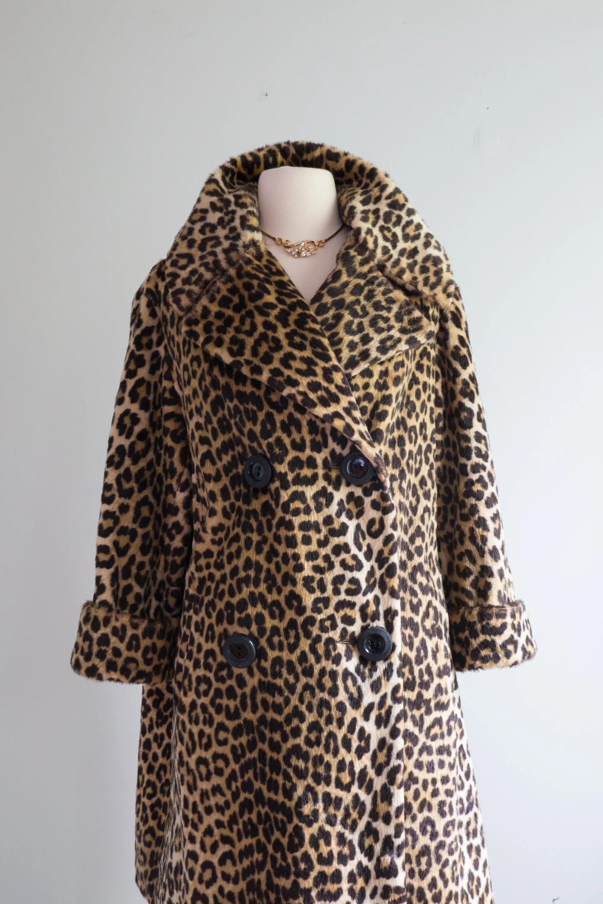 Glamorous 1960's Leopard Print Coat From I Magnin / Medium