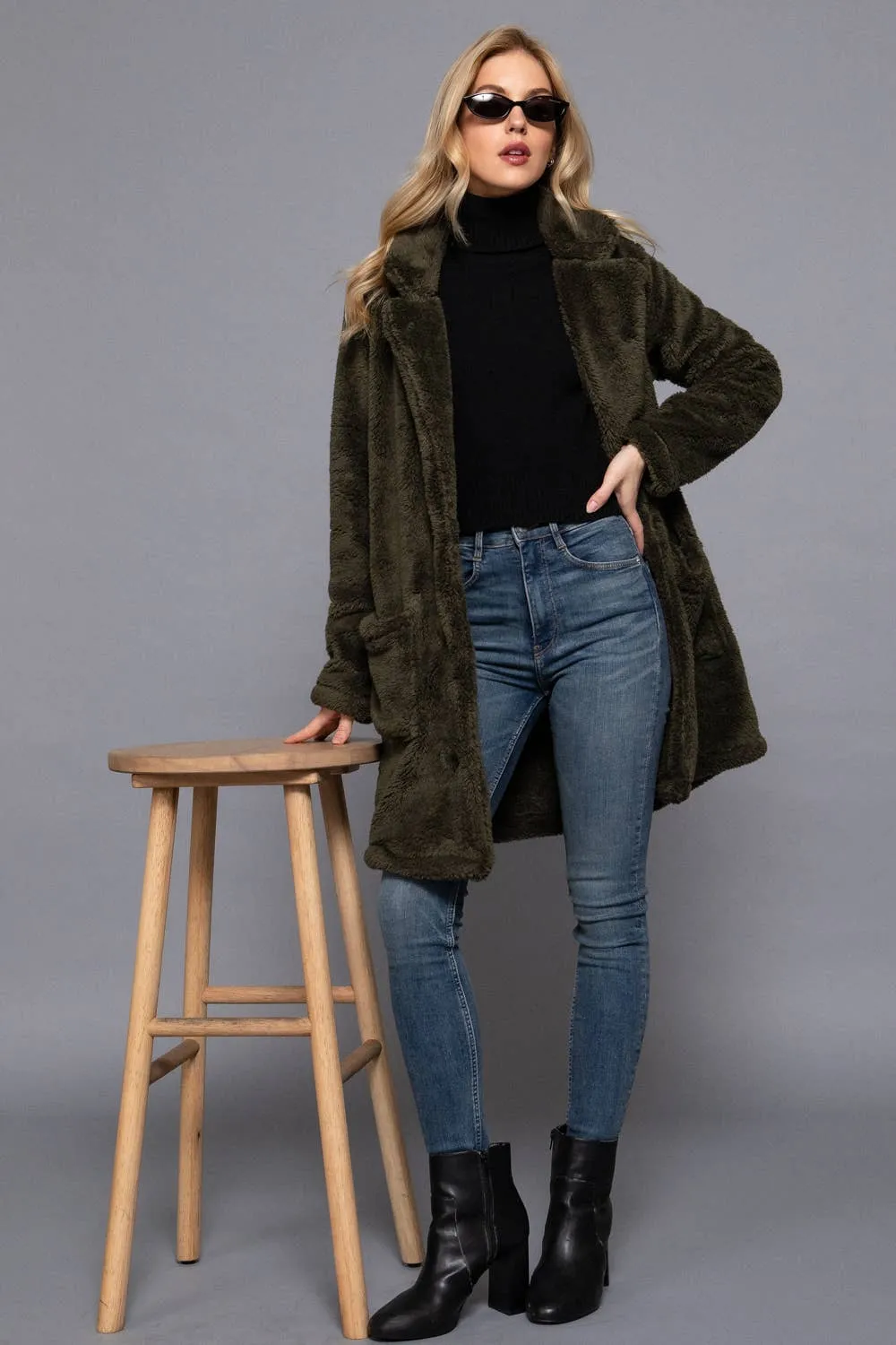 Notched Collar Faux Fur Soft Coat in Black and Olive
