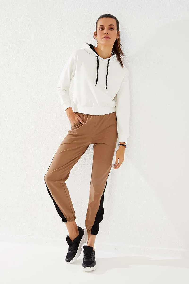 TMY Earth Two-Color Striped Comfortable Fit Elastic Cuff Women's Sweatpants - 94582 - Levittown