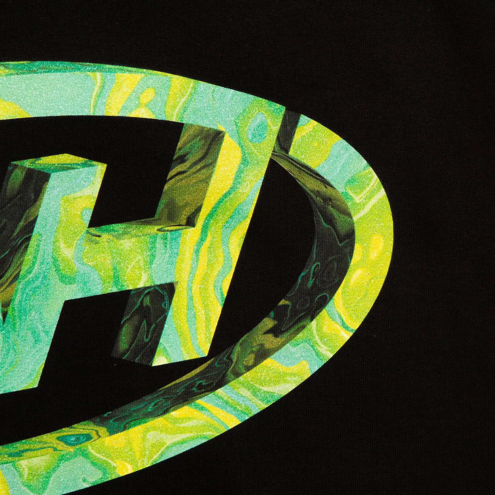 WH Crew Emerald Front Print - Tshirt - Black